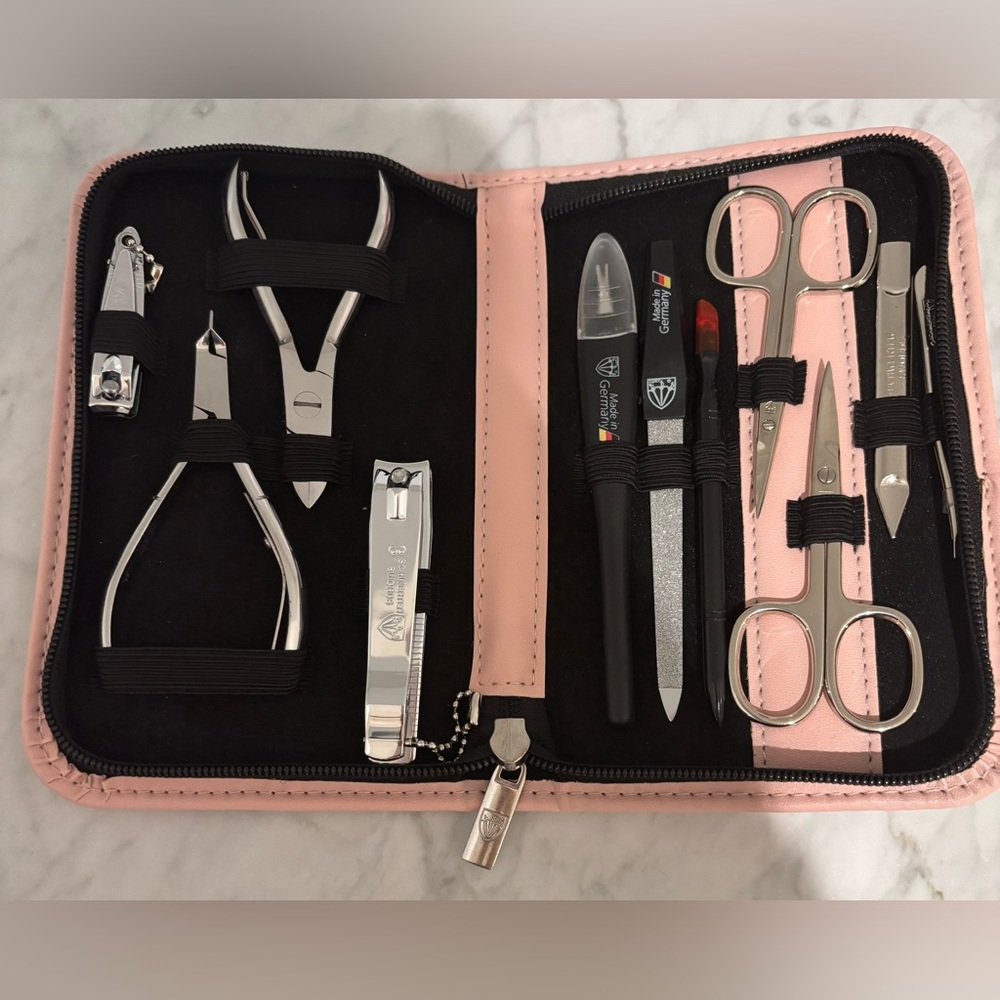 Brand New 3 Swords Germany Manicure Pedicure Grooming Set - Light Pink